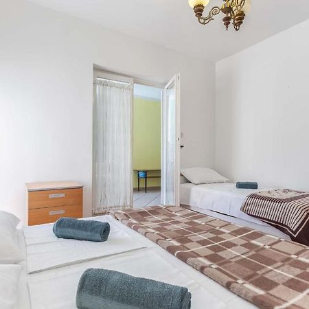 Zlata Apartment Porec Exterior photo